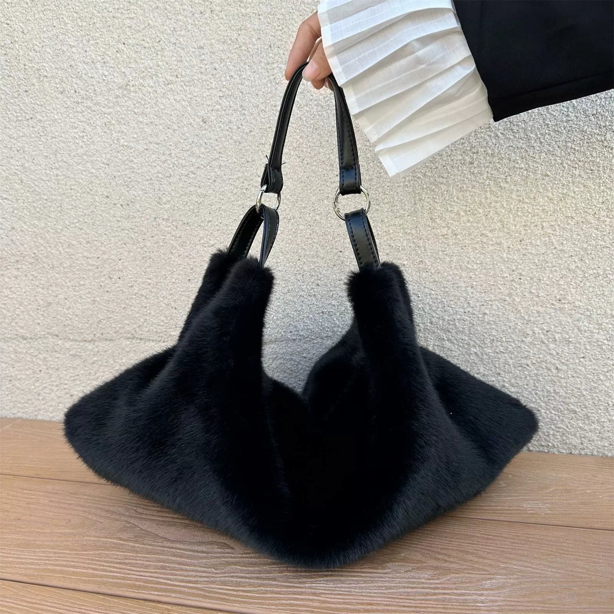Plush Fur Shoulder Bag – Women's Large Capacity Tote