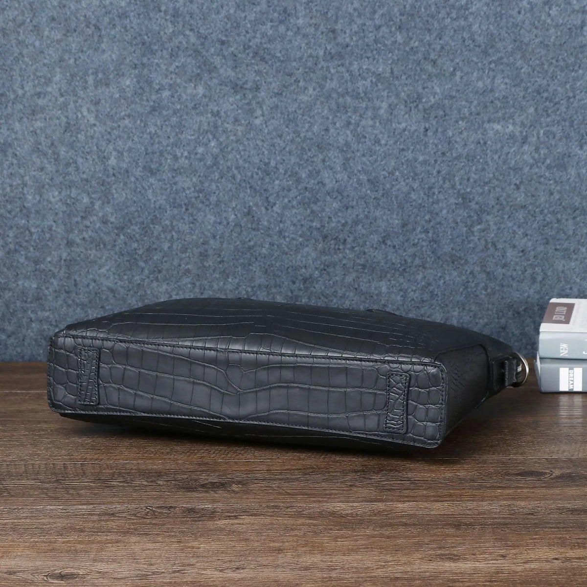 Alligator-Embossed Leather Men's Briefcase – Luxury Business Bag