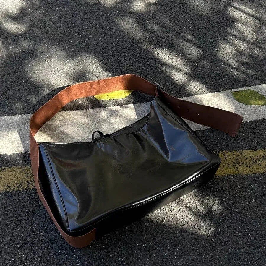 Retro Black Messenger Bag Women New Pu Leather Large Capacity