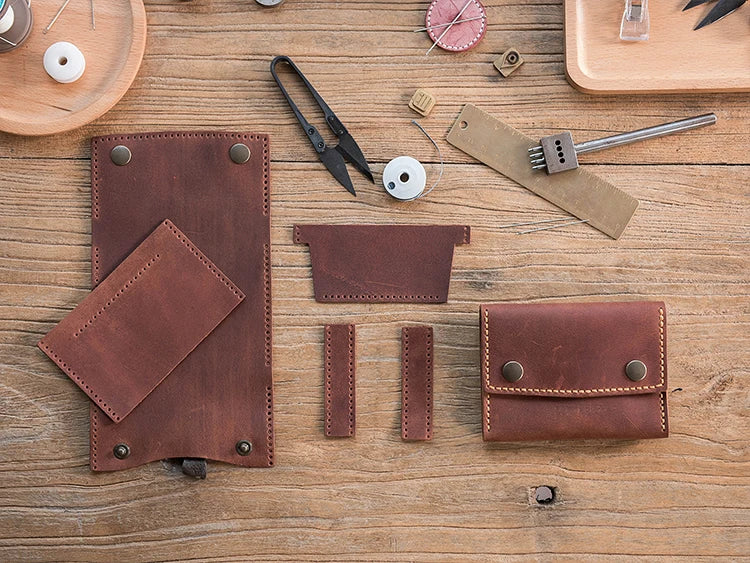 Handmade Crazy Horse Leather Card Holder Wallet with Engraving