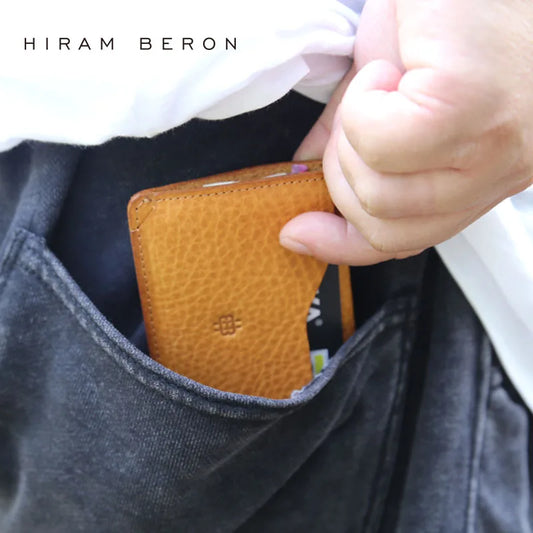 Hiram Beron Men's Slim Vegetable Tanned Leather Card Holder