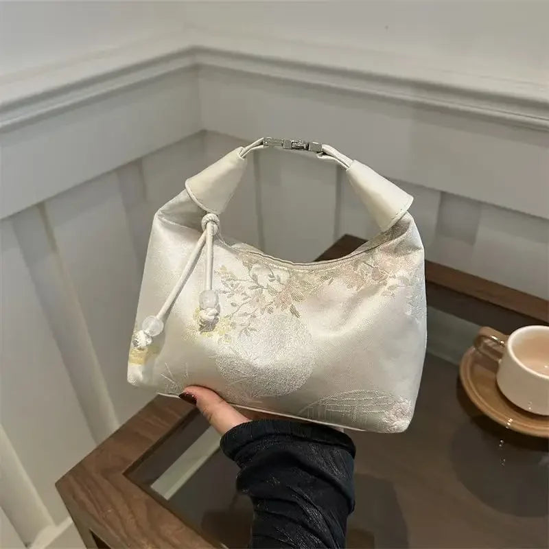 Sweet Embroidery Shoulder Bag Pearl Nylon Texture