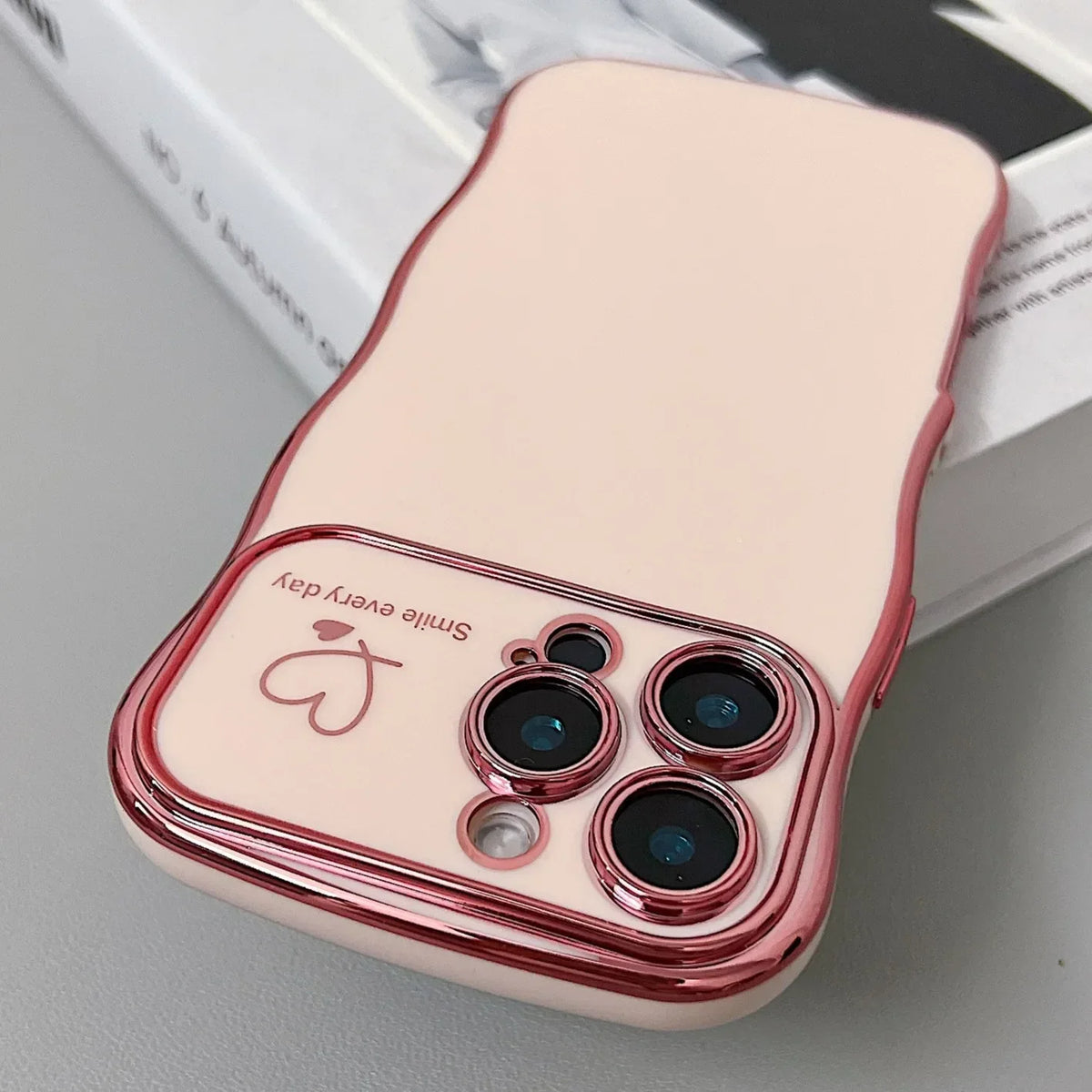 Electroplating Wave Heart iPhone Case – Gold Plated TPU Cover