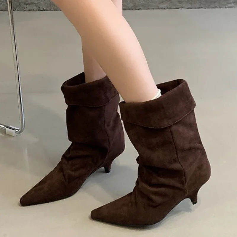 Pointed Toe Slouch Ankle Boots – Women's Low Heel Winter Boots