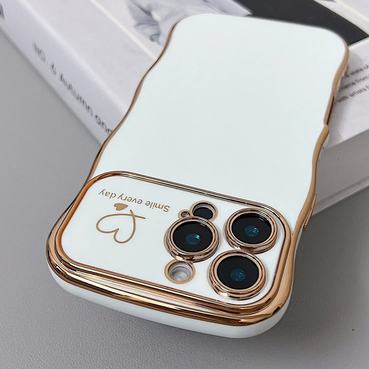 Electroplating Wave Heart iPhone Case – Gold Plated TPU Cover