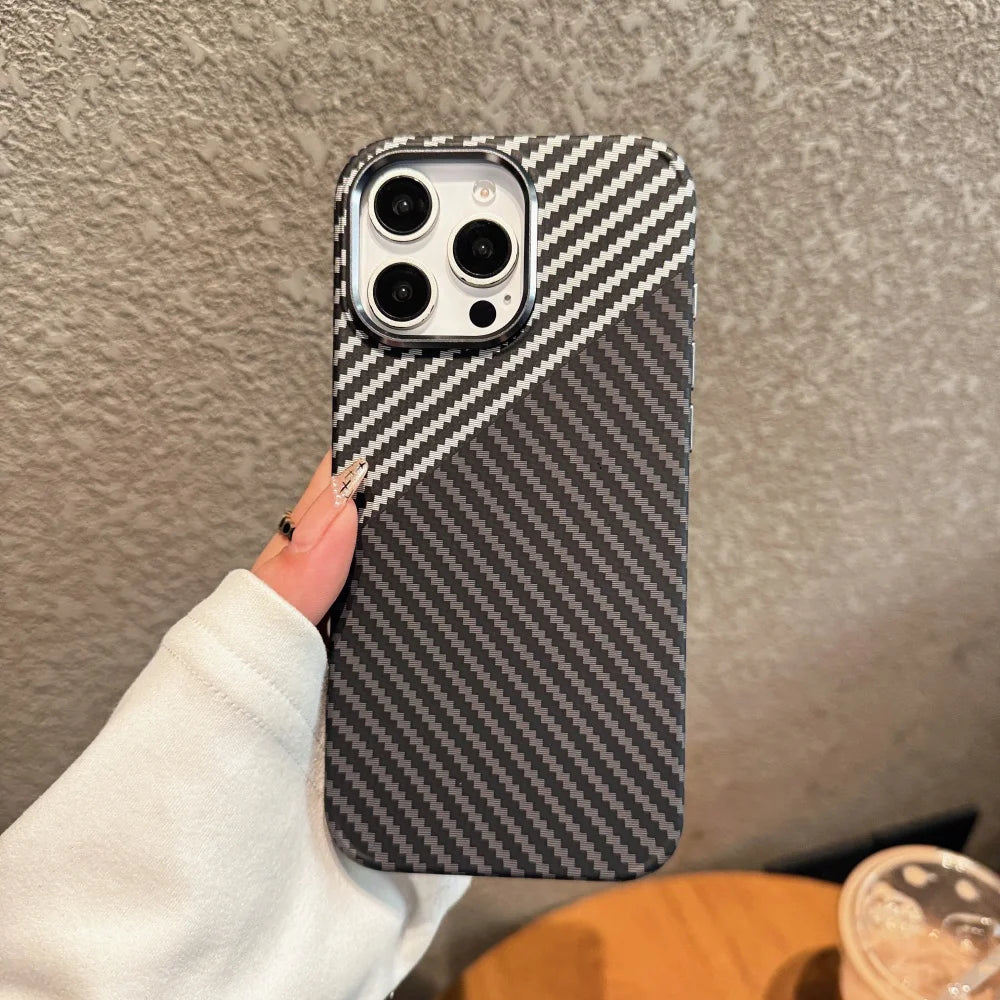 Carbon Fiber MagSafe iPhone Case – iPhone 17 / 16 / 15 / 14 / 13 / 12 Series