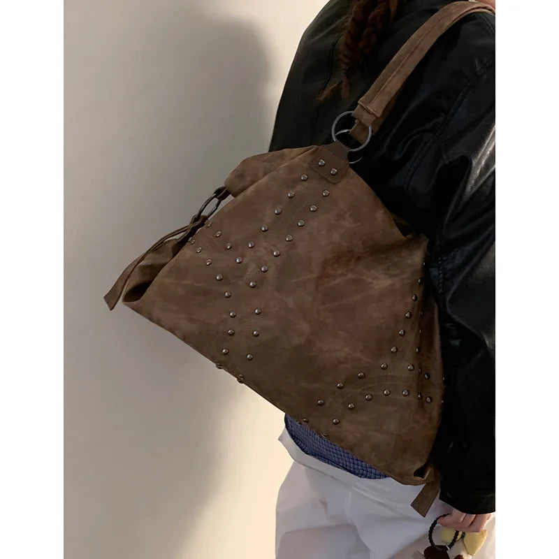 Retro Rivet Shoulder Bag for Women – Large Capacity Hobo Tote