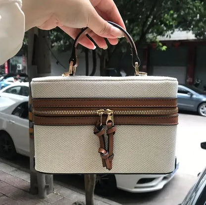 Women's Retro Luxury Crossbody Bag – Chain Shoulder & Messenger Handbag