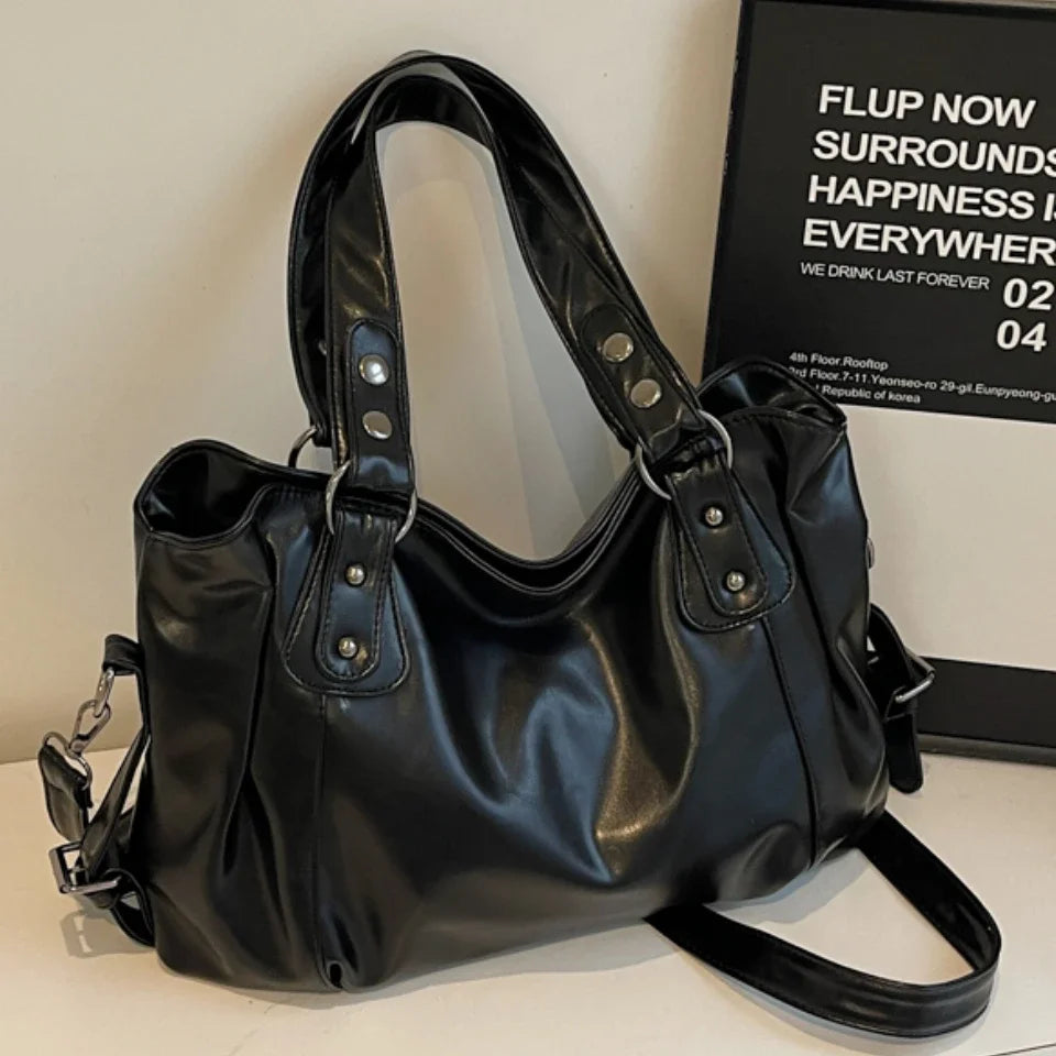 Retro Brand Roomy Shoulder Bag
