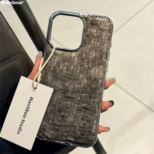 Crocodile Pattern iPhone Case with Chrome Plating – iPhone 11 to 17 Series