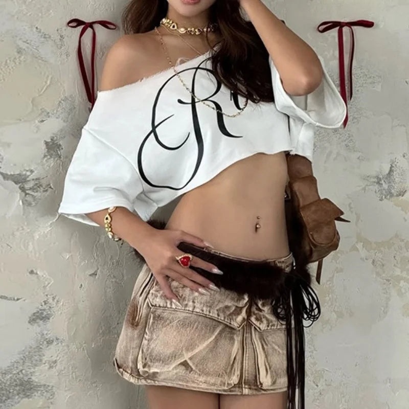 Off-Shoulder Letter Print Crop Top – Loose Fit Streetwear Tee