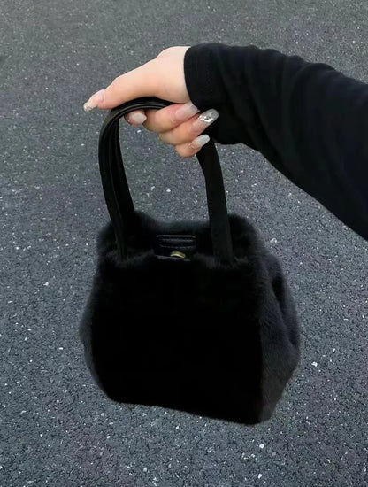 Silver Bucket Texture Handheld Shoulder Bag