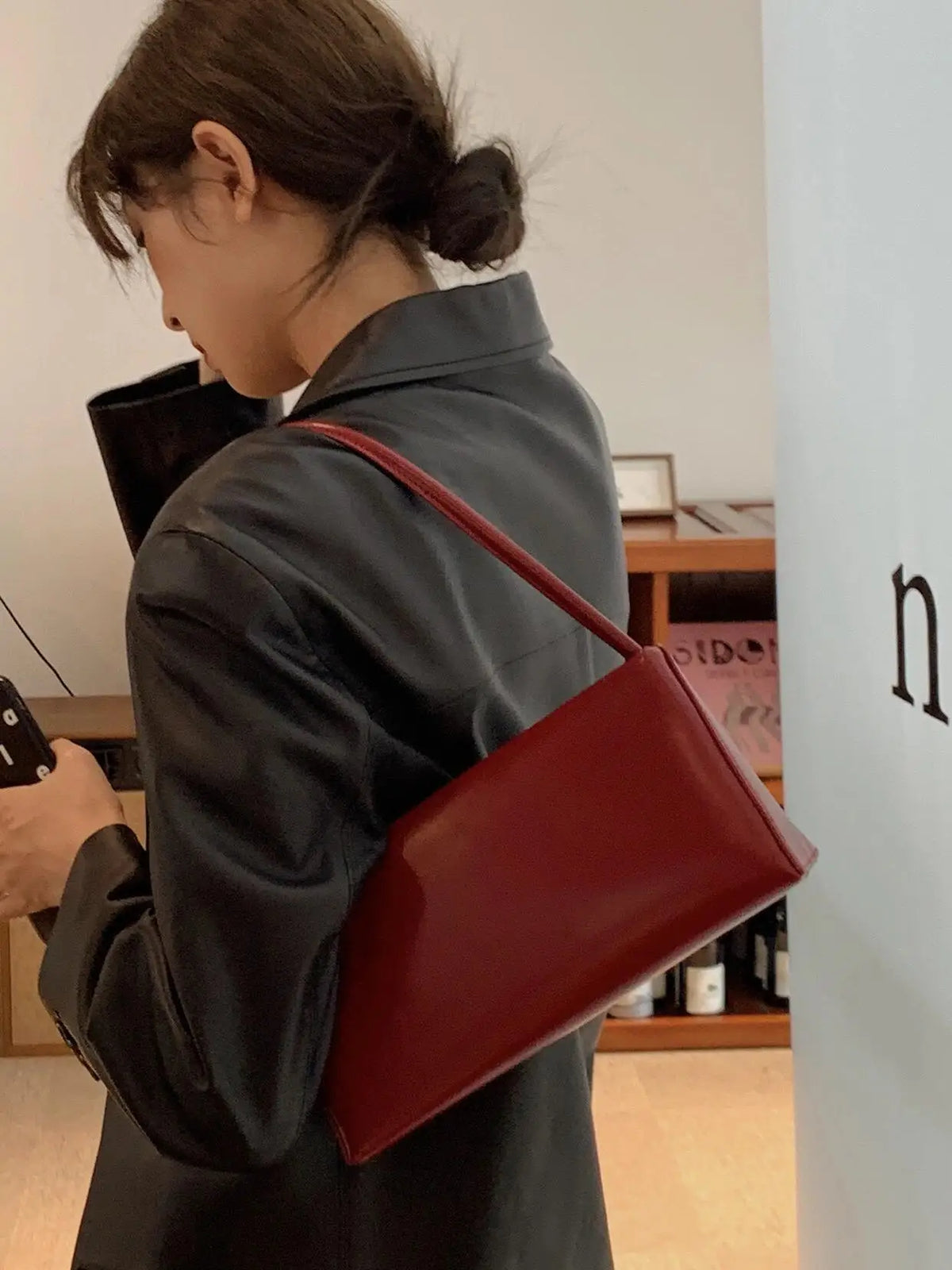 Retro Red Underarm Bag Women Simple Leather Large Capacity