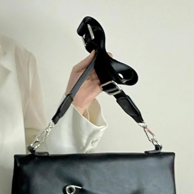 Korean Large Pin Black Shoulder Bags