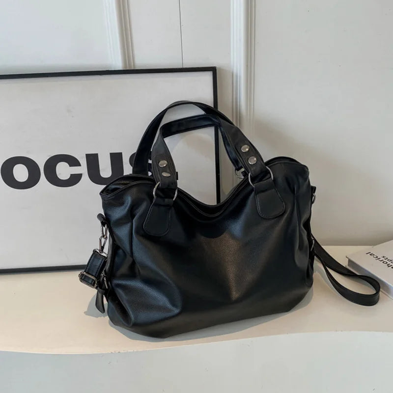 Women's Retro Roomy Shoulder Bag Female Luxury