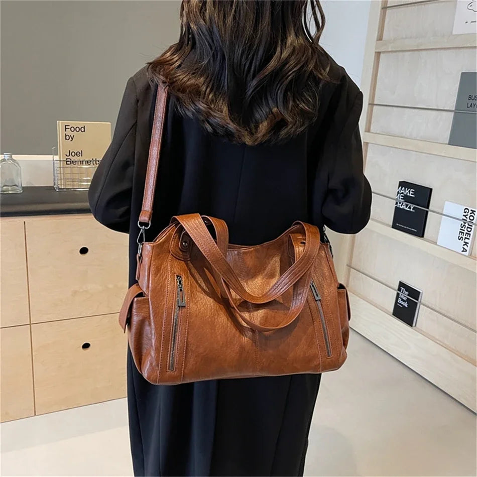 Women's Vintage Large Capacity Leather Tote Bag