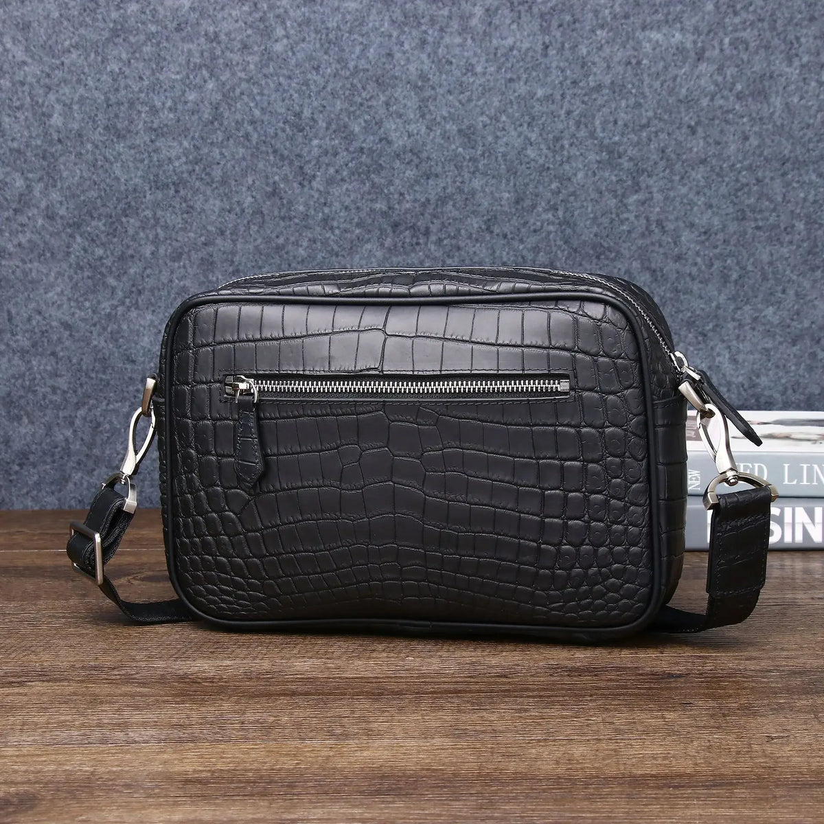 Men's Alligator Leather Crossbody Bag – Luxury Shoulder Bag