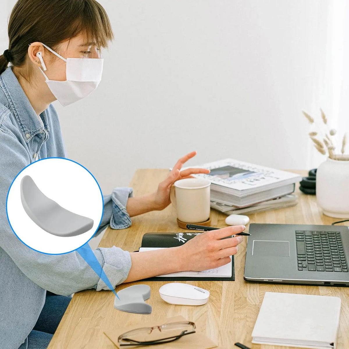 Ergonomic Gliding Wrist Rest For Mouse