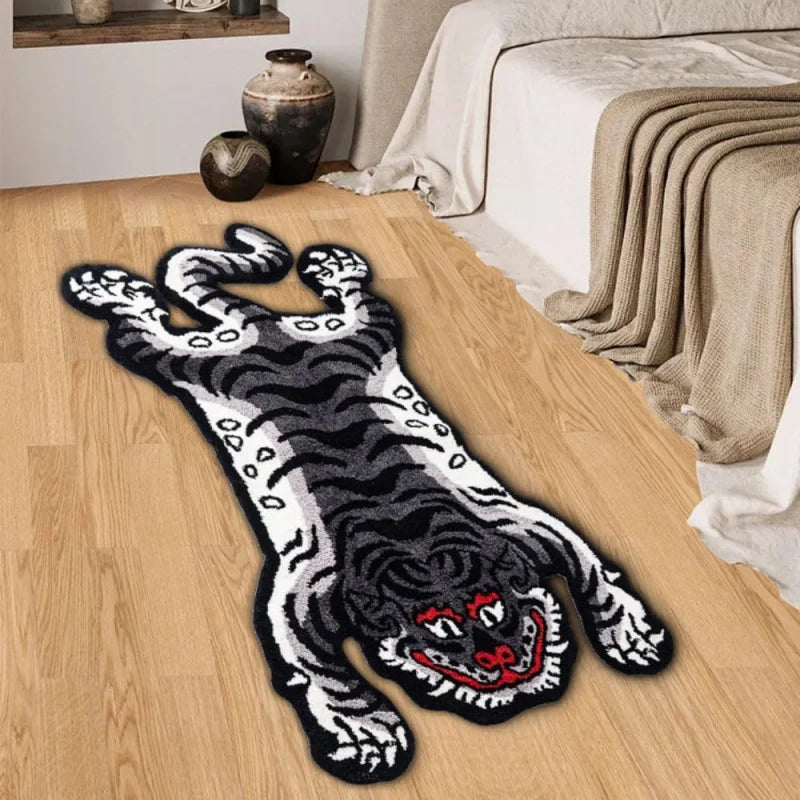 Vikama Retro Tiger Alien Shaped Floor Mat Anti-Slip Bedroom Bedside Rug Living Room Area Home
