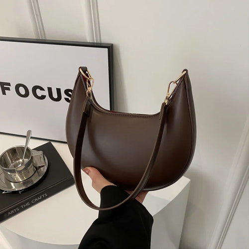 New Fashionable High-end Moon-shaped Baseball Bag
