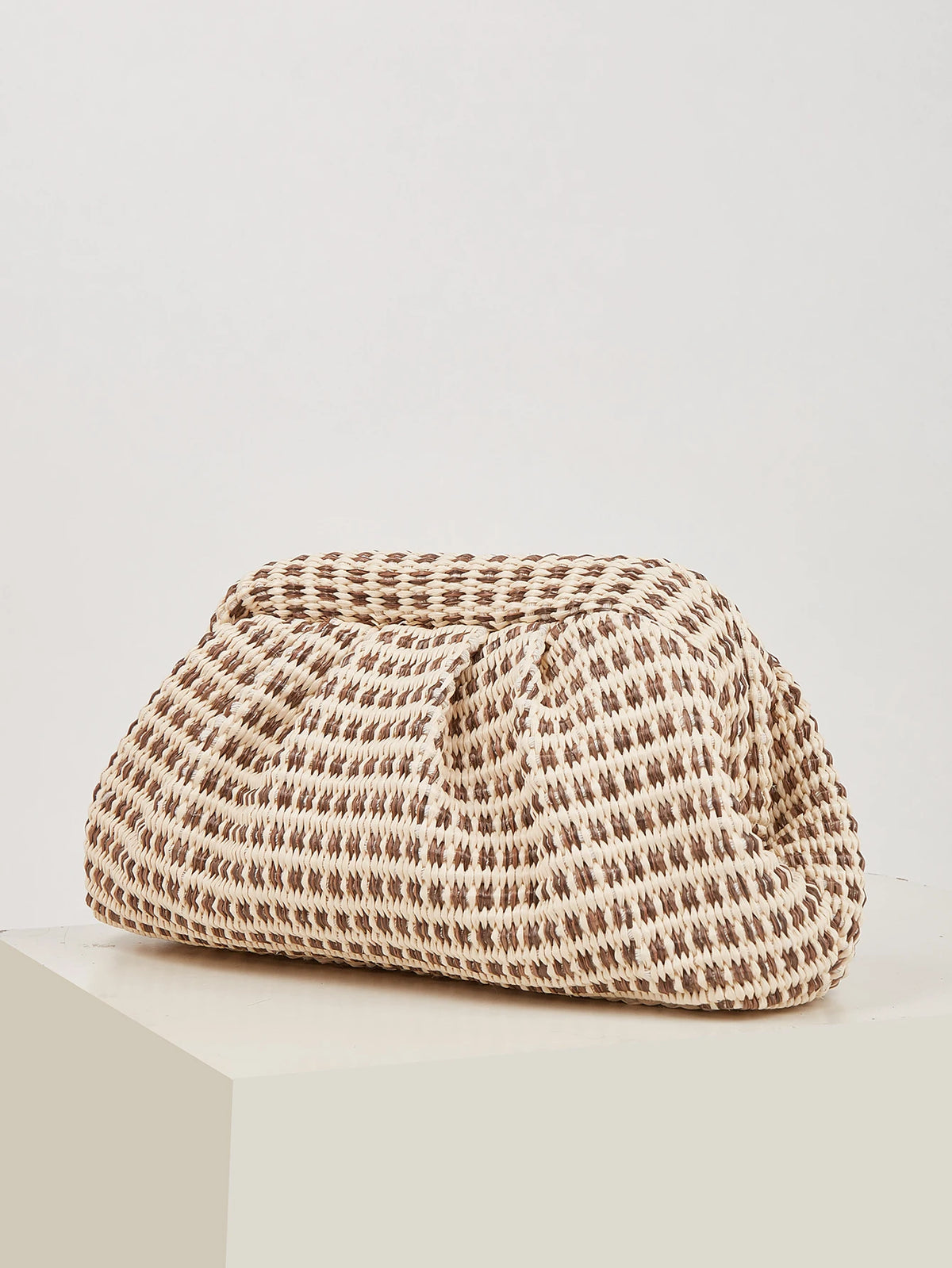 French Woven Cloud Flower Commuter Shoulder Bag
