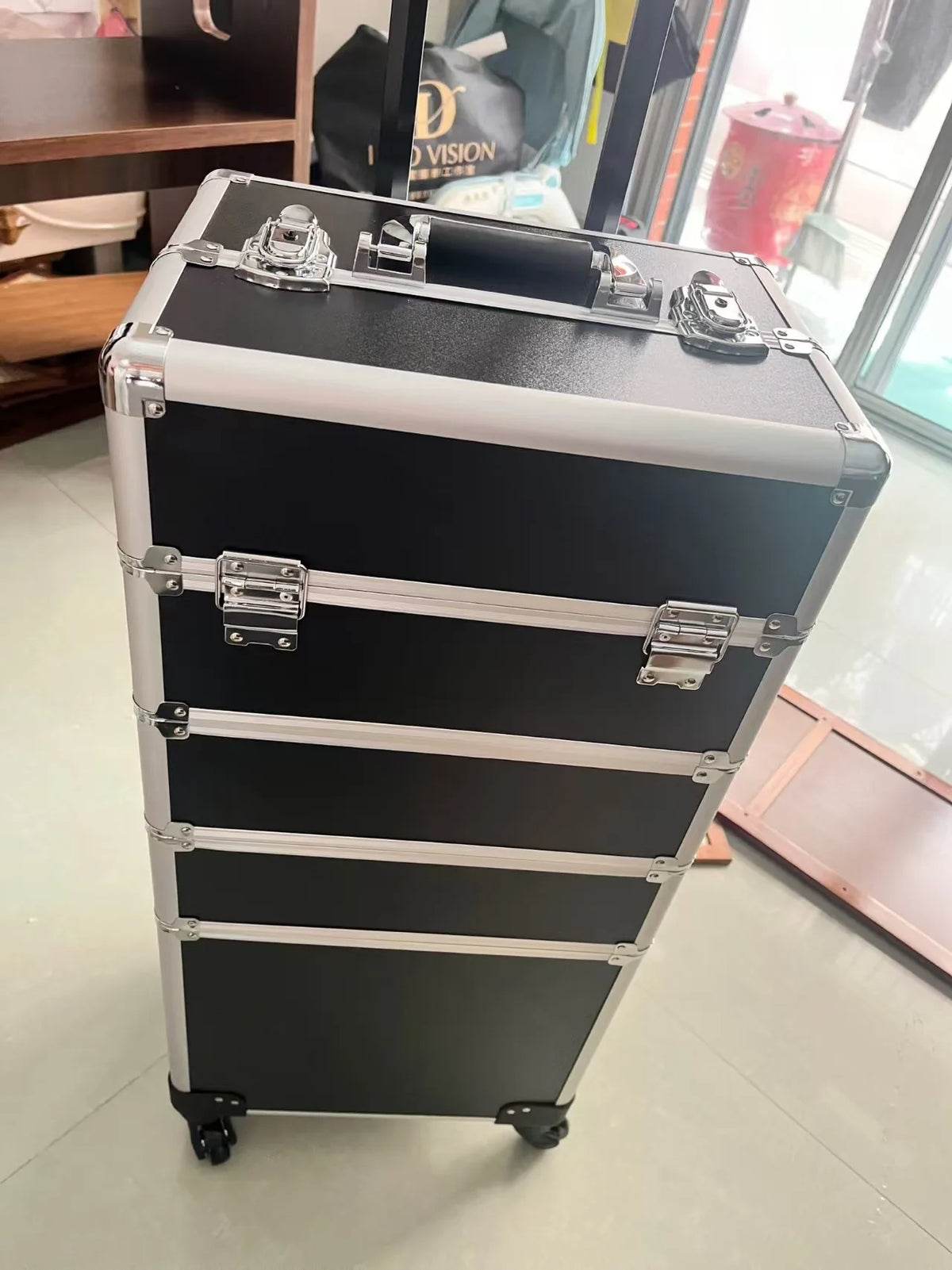 Large Professional Makeup Trolley Case – Multilayer Rolling