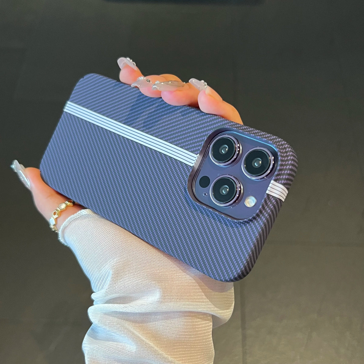 Carbon Fiber iPhone Case – Ultra Slim Shockproof PC Bumper Cover