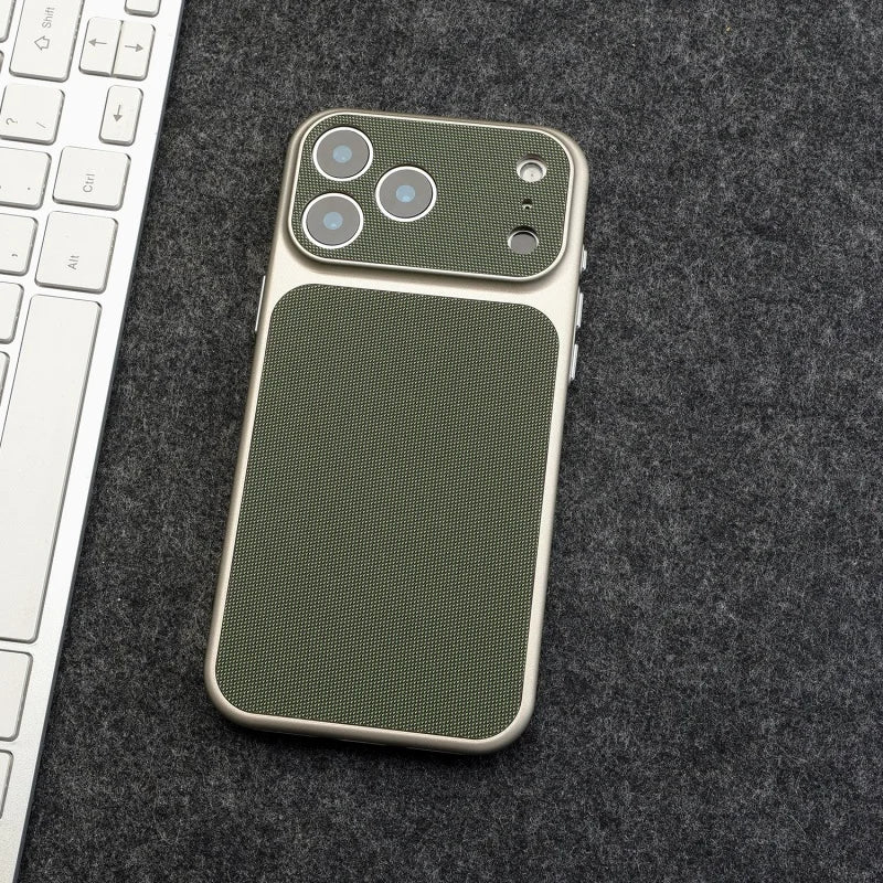 MagSafe Woven iPhone Case with Charging Animation