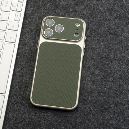 MagSafe Woven iPhone Case with Charging Animation