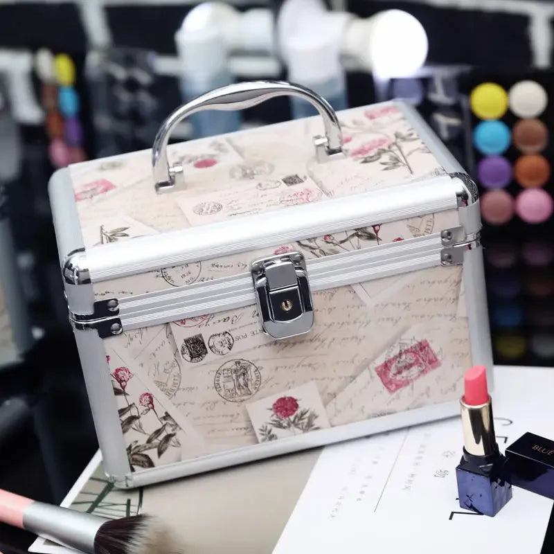 Aluminum Makeup Case with Lock – Professional Cosmetic Box