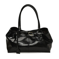 Black A 17.7 × 7.9 × 5.1 In