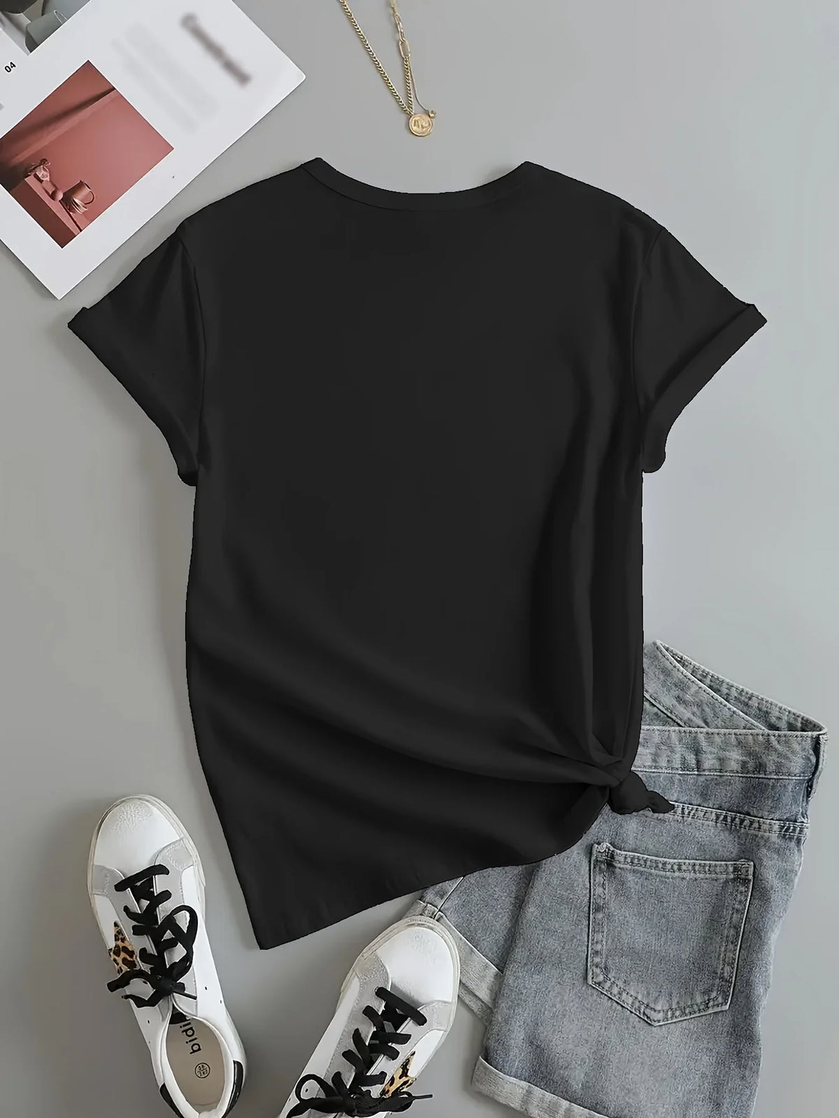 Cat Print Women's T-Shirt – Casual Short Sleeve Crew Neck Top