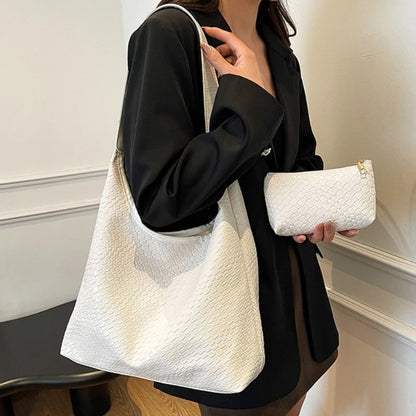 Women's Retro Artificial Leather Woven Pattern Shoulder Bag