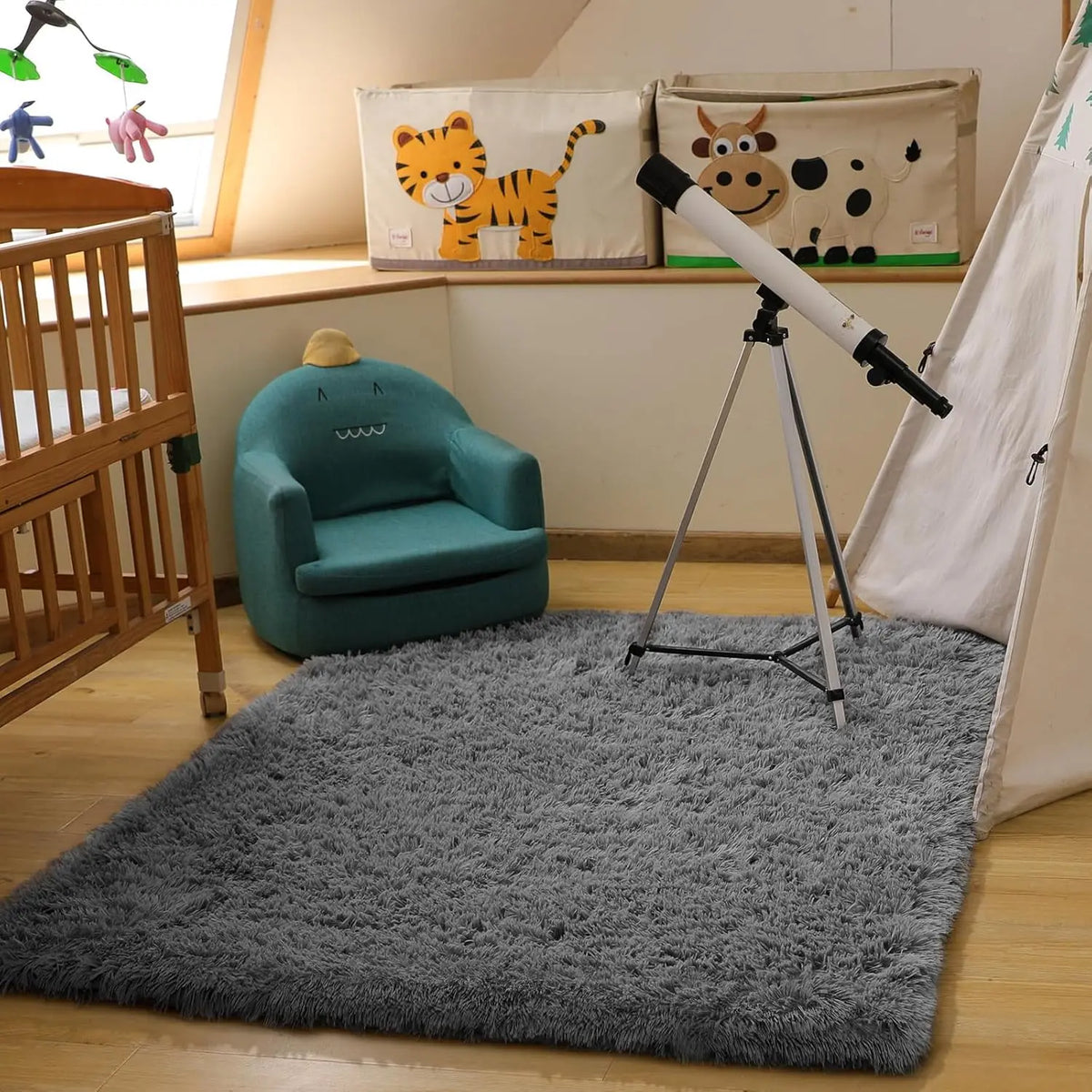 Tie-Dye Plush Shaggy Rug – Soft Carpet for Bedroom & Living Room