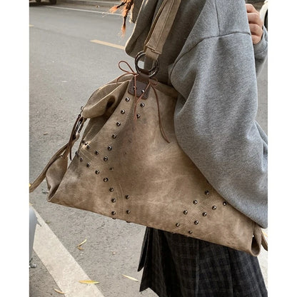 Retro Rivet Shoulder Bag for Women – Large Capacity Hobo Tote