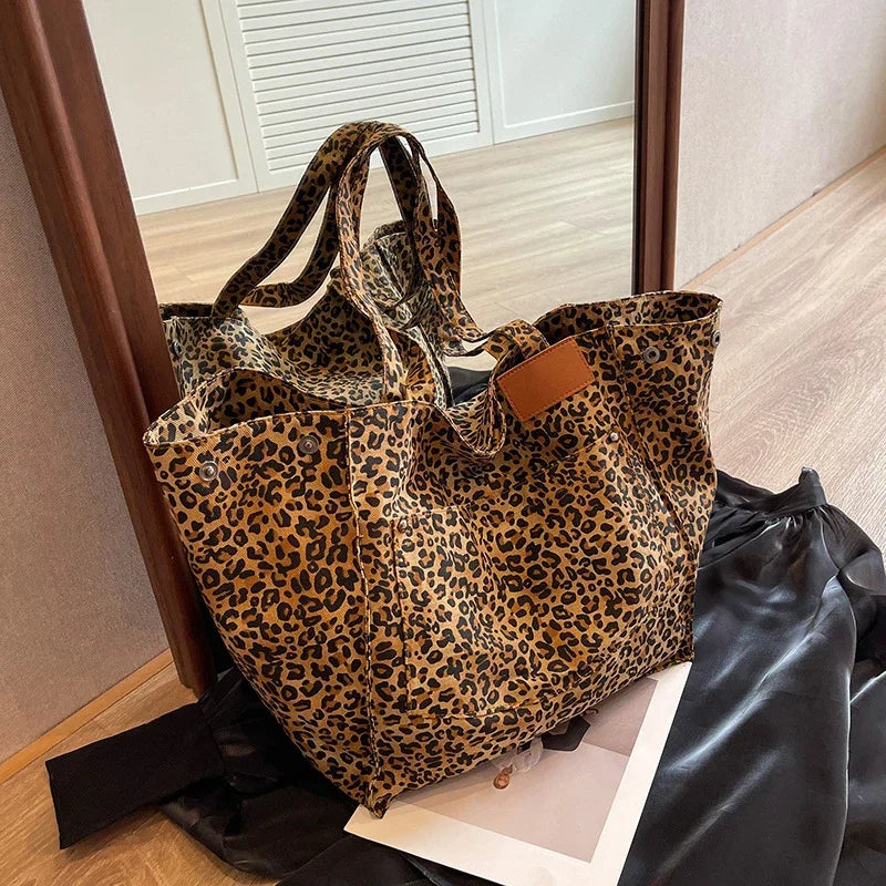 Autumn and Winter New Leopard Print Handbag