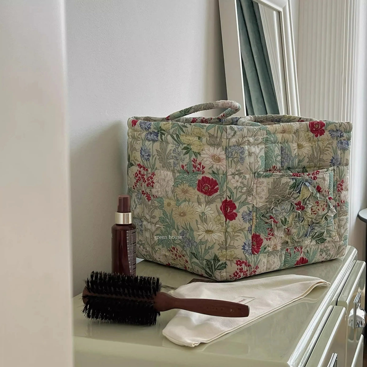 Floral Quilted Tote Bag for Women – Retro Patchwork Handbag