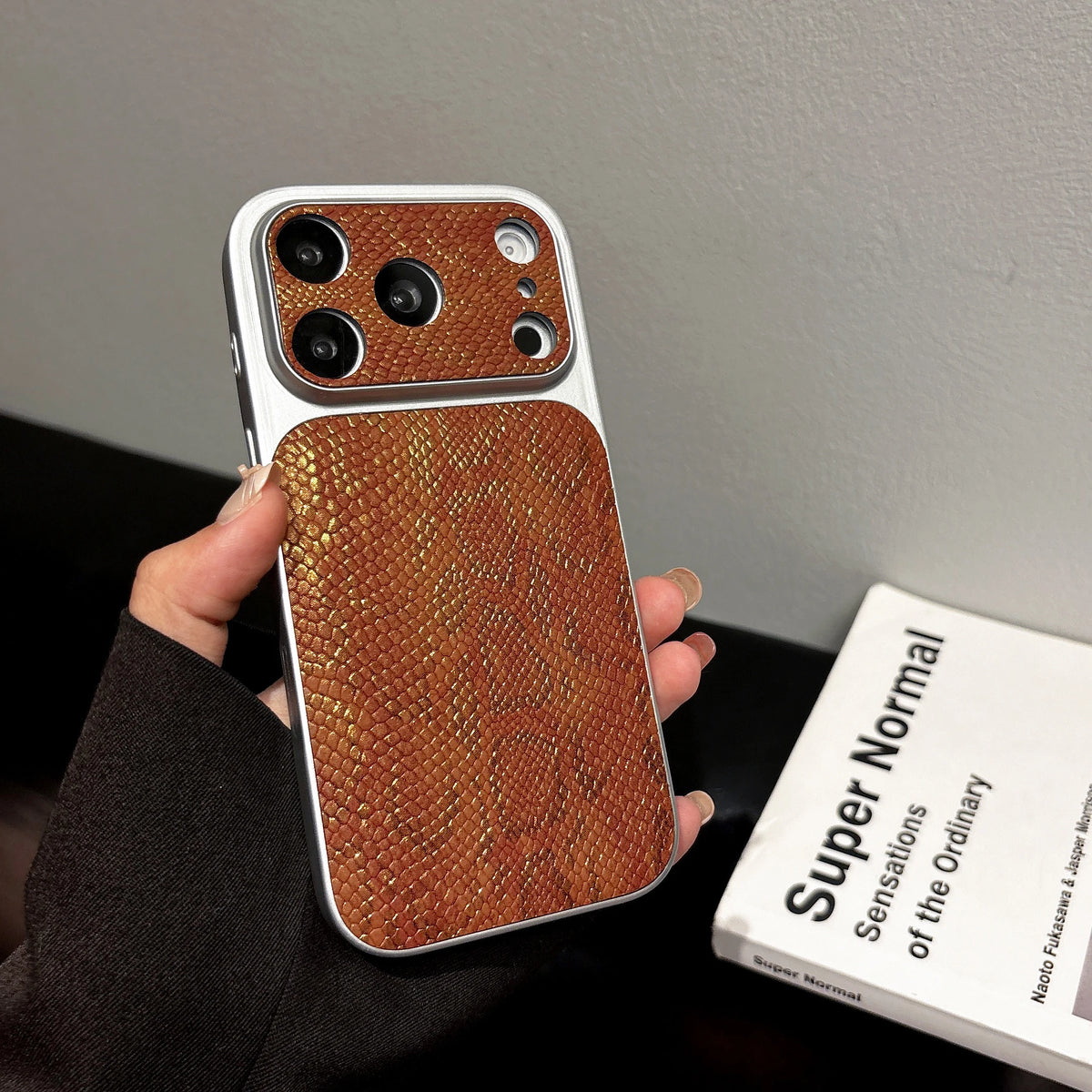 Leather Texture iPhone Case – Glossy Plating Shockproof Cover for iPhone 13–17 Series