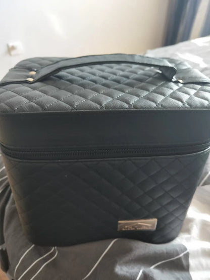 Large Capacity Makeup Organizer Case – Professional Cosmetic Bag