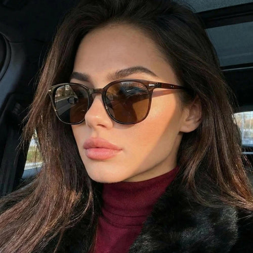 Vintage Square Sunglasses – Unisex Retro Rectangle Shades