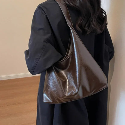 Large Capacity Red Bag For Women 2026 New Retro Texture