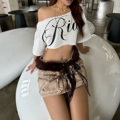 Off-Shoulder Letter Print Crop Top – Loose Fit Streetwear Tee