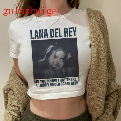 Lana Del Rey Ultraviolence Graphic Crop Top – Women's Vintage Short Sleeve Tee