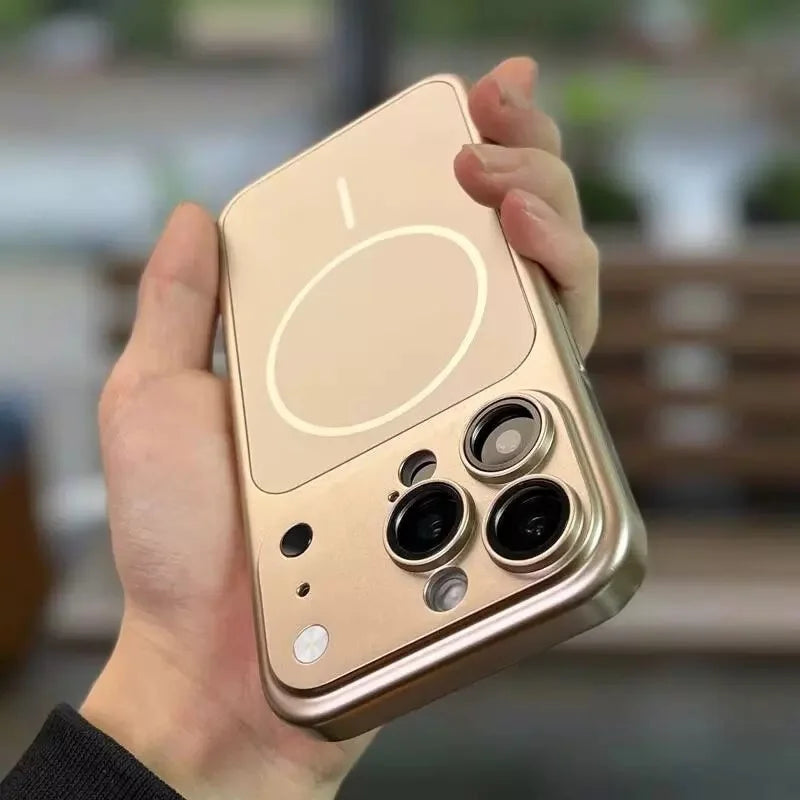 Metal MagSafe iPhone Case with Large Window – iPhone 13 to 17