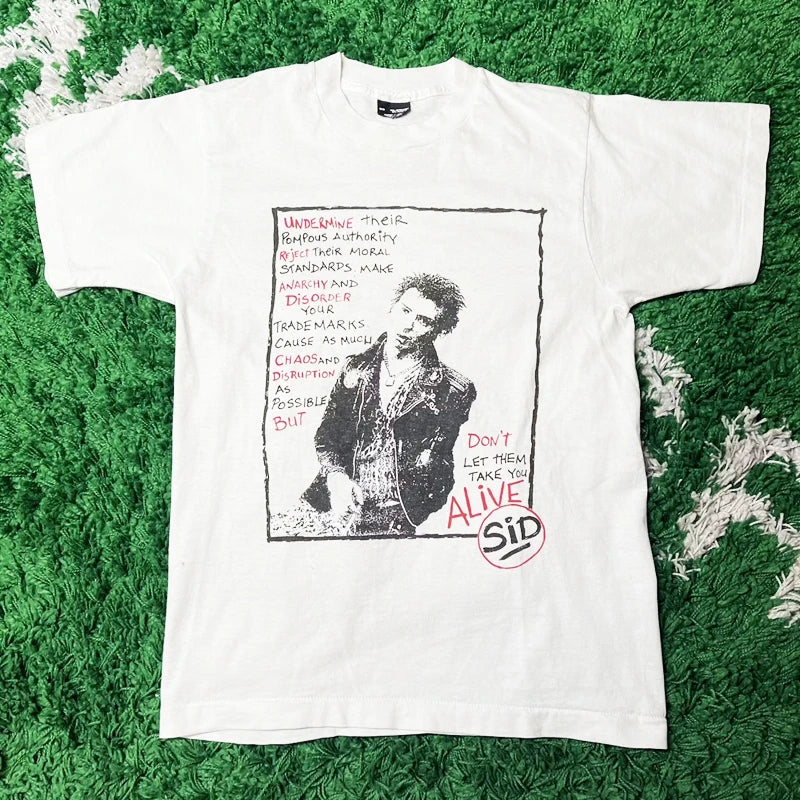 Sex Pistols Vintage Graphic T-Shirt – Punk Rock Band Tee