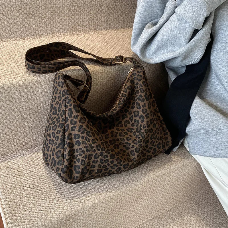 Trendy Leopard Print Women’s Tote Bag
