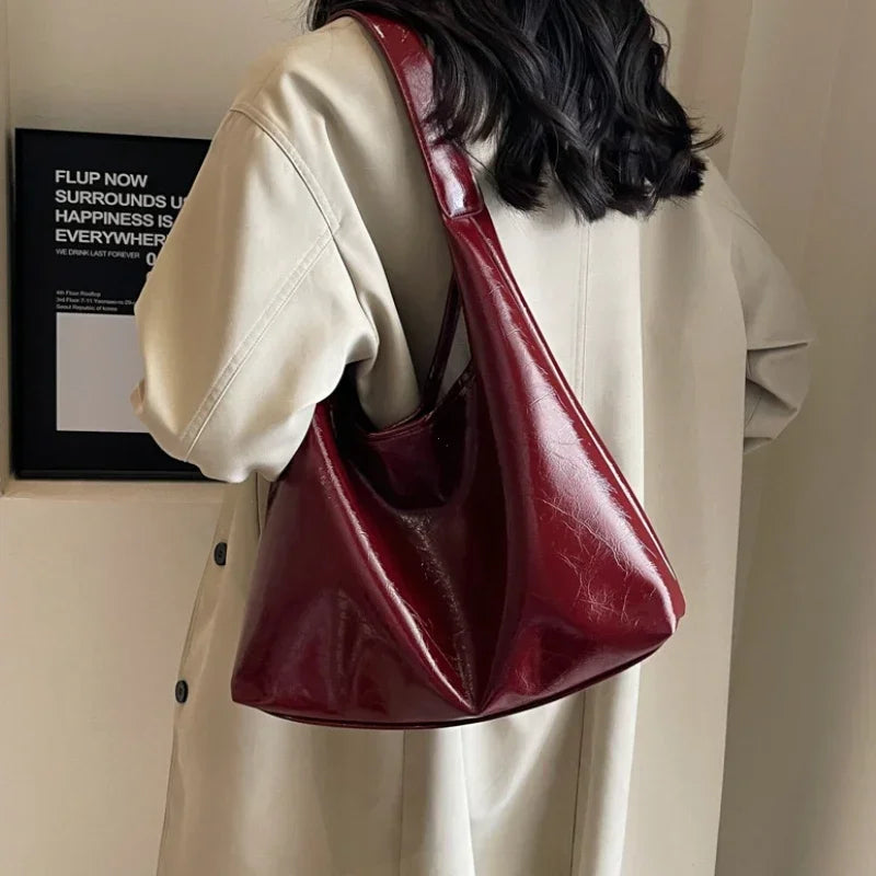 Large Capacity Red Bag For Women 2026 New Retro Texture
