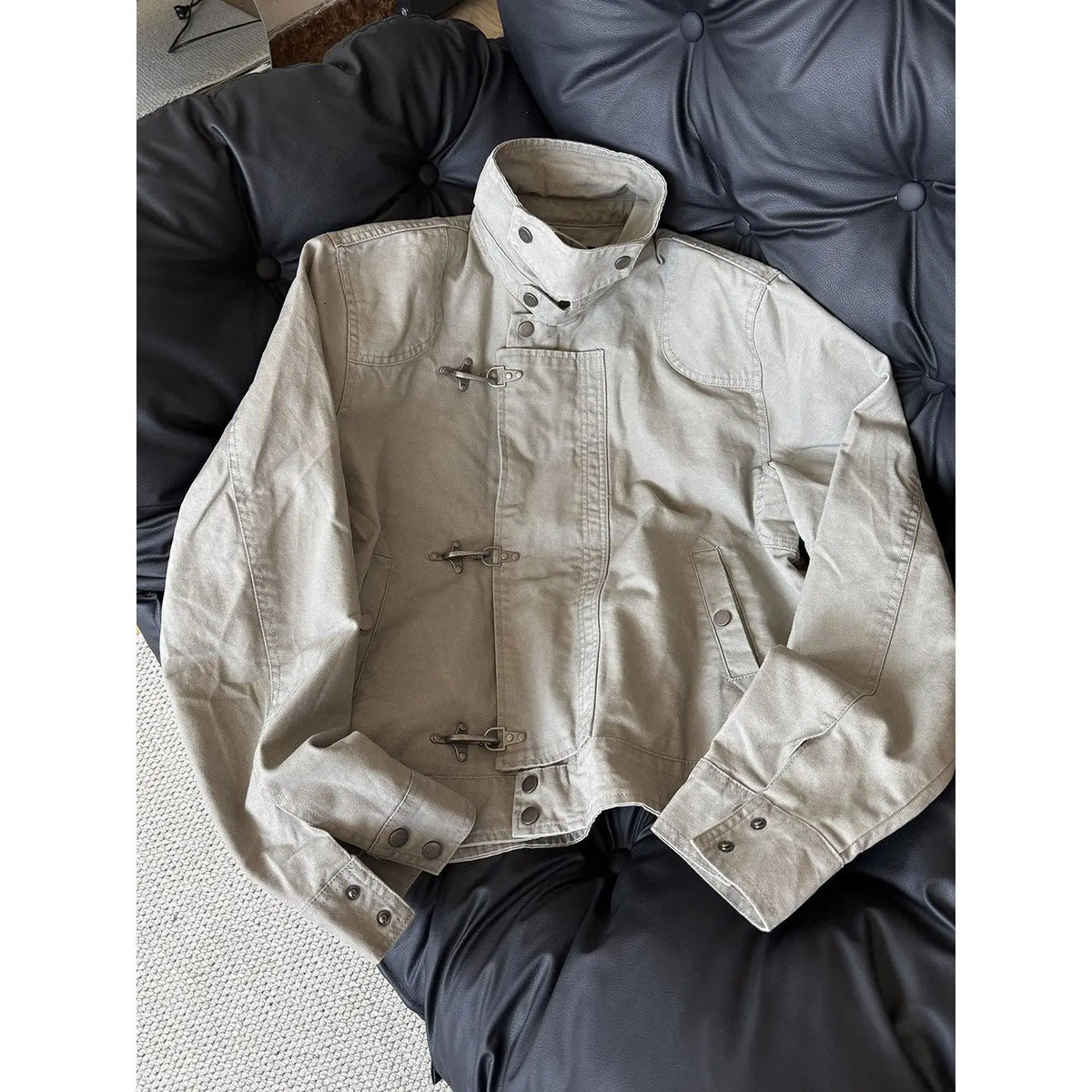 Mens Jacket Harajuku American Vintage Streetwear Buckle Short Workwear Coat Stand Collar Loose Fit