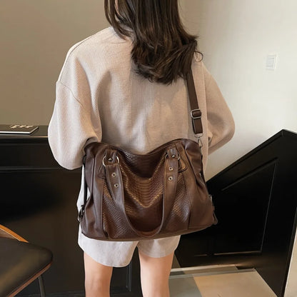Large Capacity Alligator Texture Women's Shoulder Bag