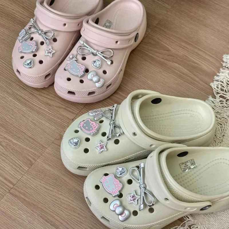 Hello Kitty Silvery Shoe Charms Set